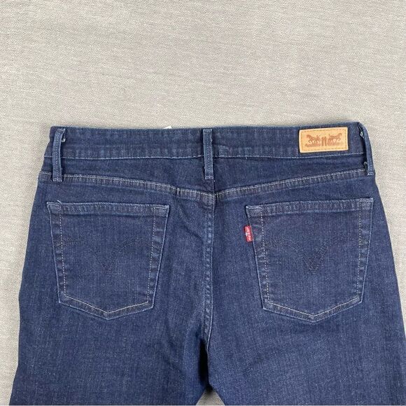 Levis Dark Denim Jeans Slightly Tapered Ankle EUC Women’s Size 8 - Picture 3 of 11